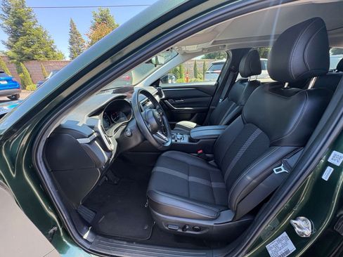 Used 2025 MAZDA CX-50 AWD 2.5 S w/ Premium Package image 29