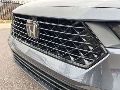 Used 2023 Honda Accord EX image 14