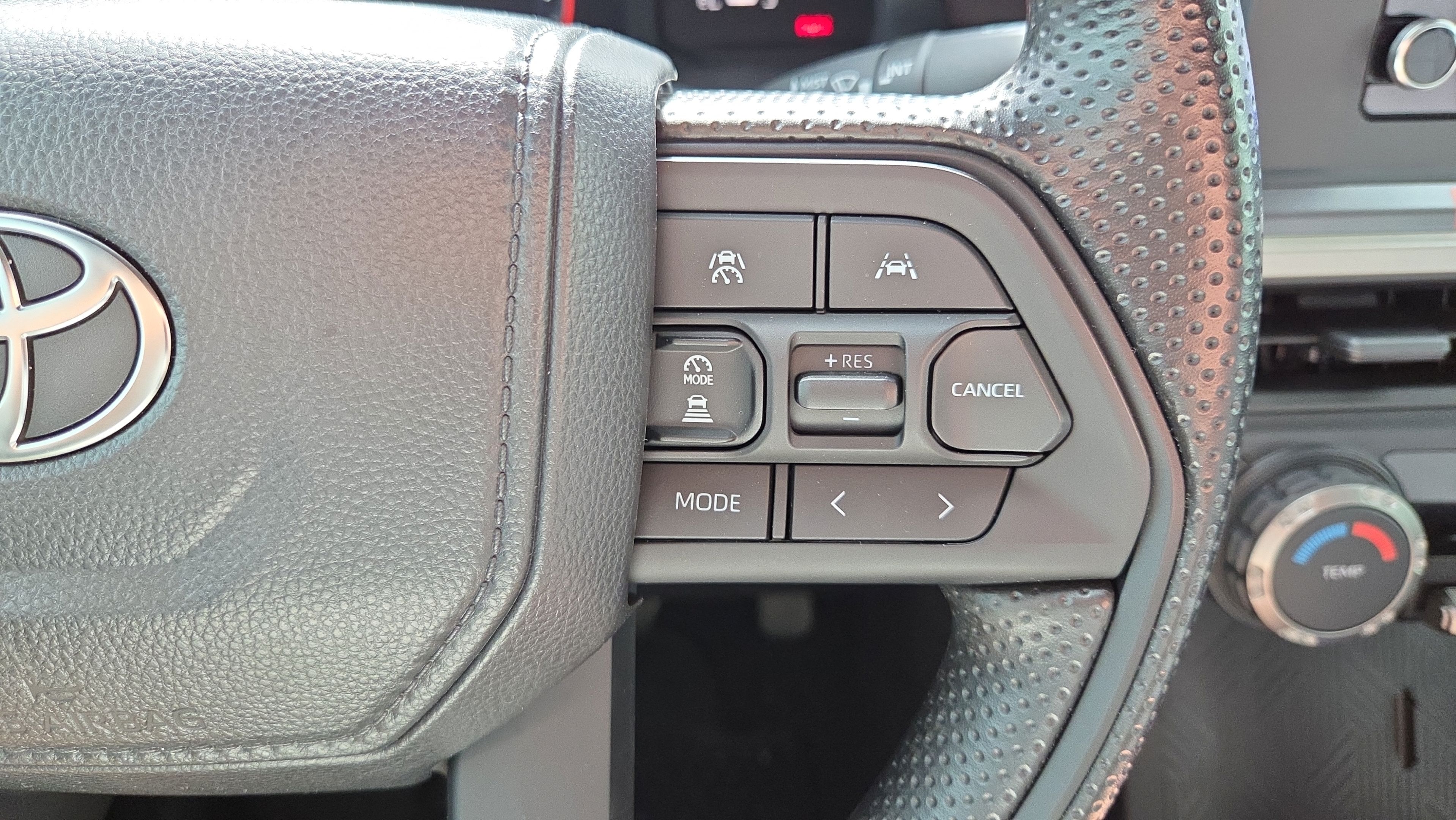 Certified 2026 Toyota Tacoma SR5 AWD/4WD image 27
