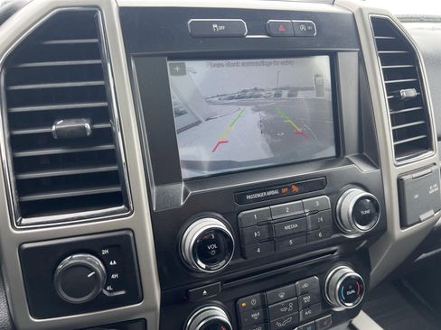 Used 2017 Ford F150 Lariat image 22