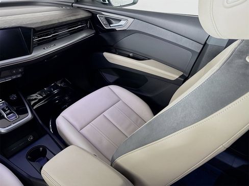 Certified 2024 Audi Q4 e-tron Premium Plus w/ Premium Plus image 24