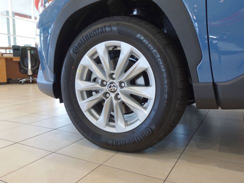 New 2026 Toyota Corolla Cross LE AWD/4WD image 10