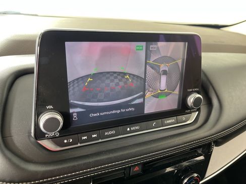 Used 2021 Nissan Rogue SV image 27