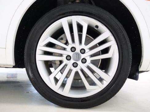 Used 2019 Audi Q5 2.0T Premium Plus w/ Premium Plus Package AWD/4WD image 72