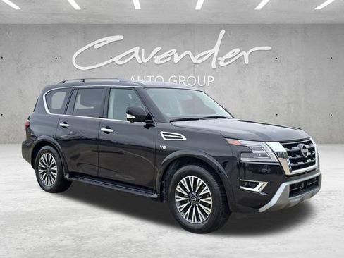 Used 2021 Nissan Armada SL w/ Captain's Chairs Package AWD/4WD image 2