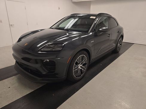 Used 2025 Porsche Macan 4 Electric w/ Premium Package AWD/4WD image 1