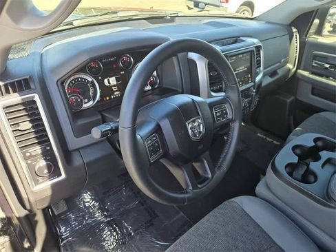 Used 2018 RAM 1500 Big Horn image 11