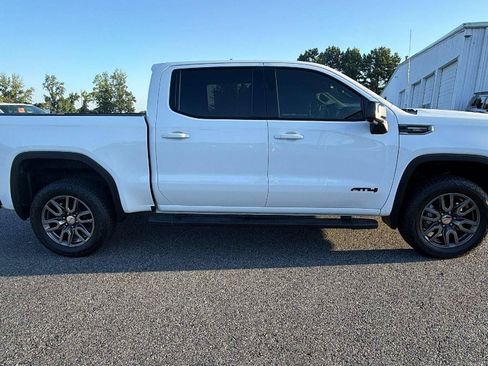 Used 2020 GMC Sierra 1500 AT4 w/ AT4 Premium Package AWD/4WD image 7