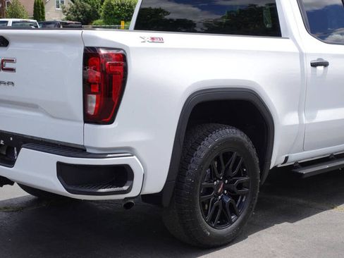 Used 2023 GMC Sierra 1500 Pro w/ Graphite Edition AWD/4WD image 11