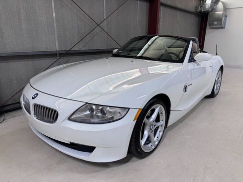 Used 2007 BMW Z4 3.0si RWD image 4