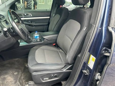 Used 2016 Ford Explorer XLT AWD/4WD image 17