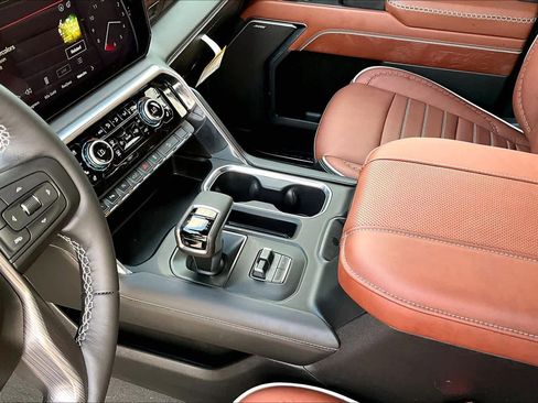 Used 2026 GMC Sierra 1500 Denali Ultimate image 16