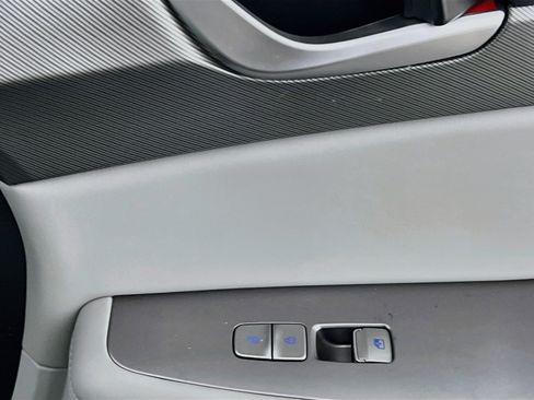 Used 2025 Hyundai Palisade SEL FWD image 32