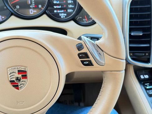 Used 2012 Porsche Cayenne AWD/4WD image 68