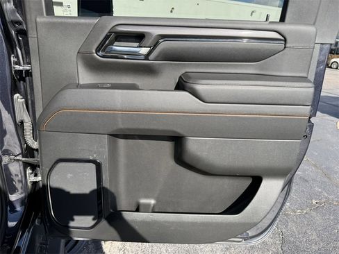 Used 2024 GMC Sierra 2500 AT4 w/ AT4 Preferred Package image 35