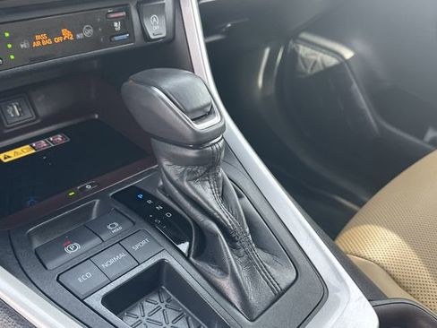 Used 2024 Toyota RAV4 Limited w/ Advanced Technology Package image 19