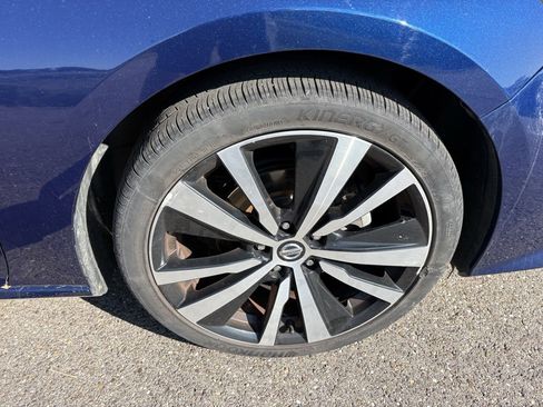 Used 2019 Nissan Altima 2.5 SR image 16