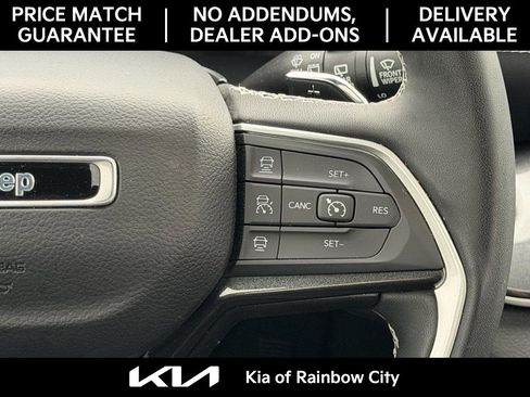 Used 2023 Jeep Grand Cherokee Altitude image 26