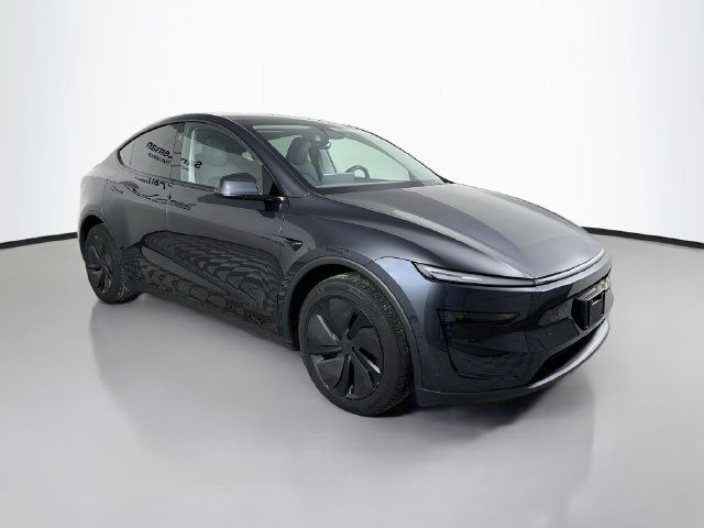Used 2026 Tesla Model Y AWD image 1