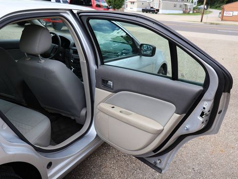 Used 2012 Ford Fusion S FWD image 24