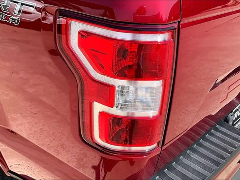 Used 2018 Ford F150 XLT w/ Equipment Group 302A Luxury AWD/4WD image 15
