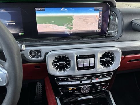 Used 2021 Mercedes-Benz G 63 AMG 4MATIC image 31