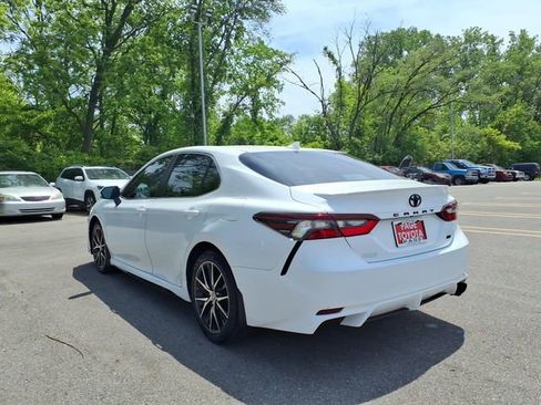 Certified 2024 Toyota Camry SE FWD image 5
