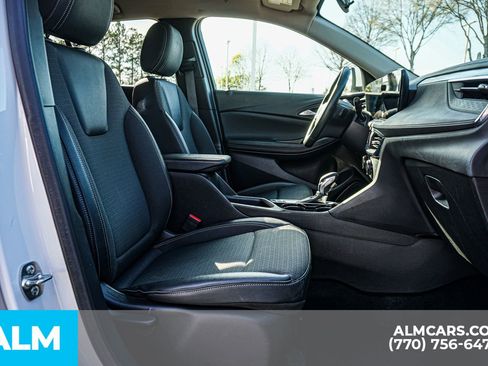 Used 2025 Buick Encore GX Preferred image 23