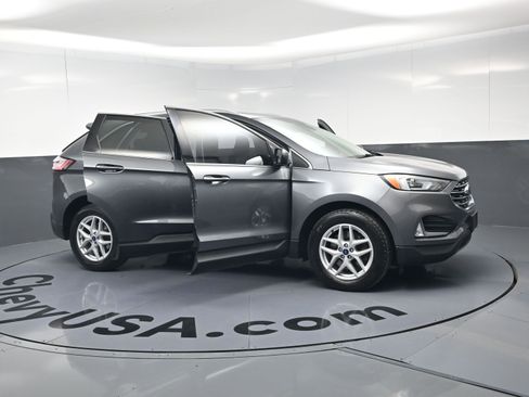 Used 2021 Ford Edge SEL w/ Convenience Package image 28