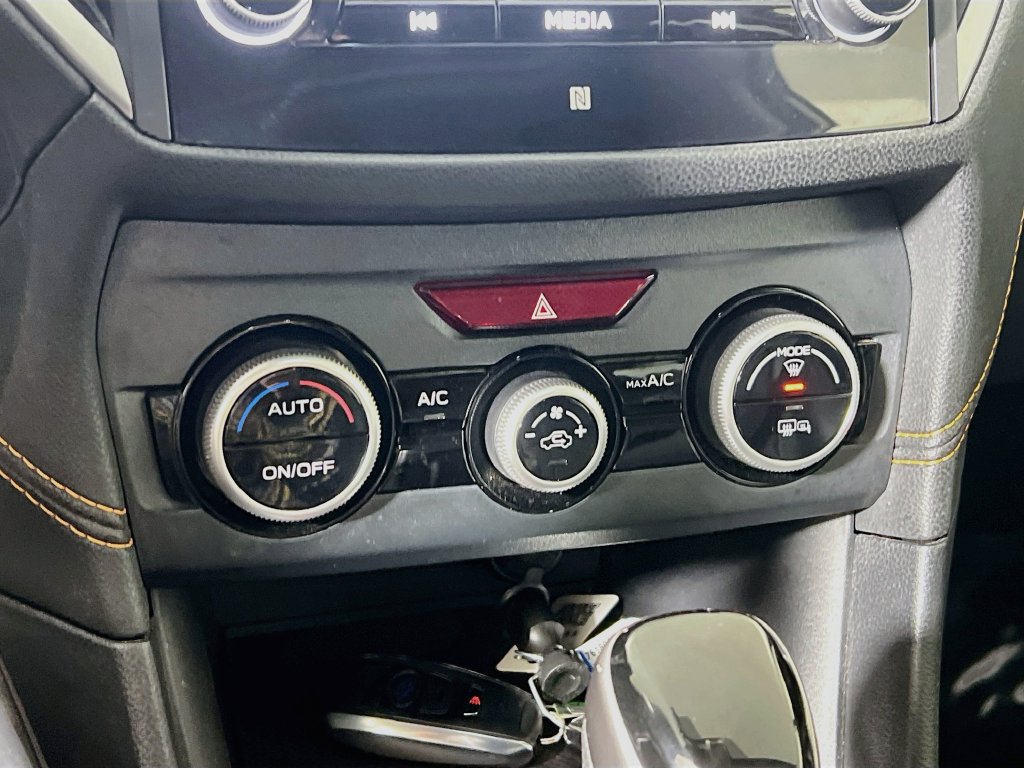 Used 2019 Subaru Crosstrek 2.0i Limited w/ Moonroof Package w/Navigation AWD/4WD image 14