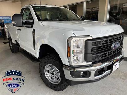 New 2025 Ford F250 XL w/ XL Off-Road Package