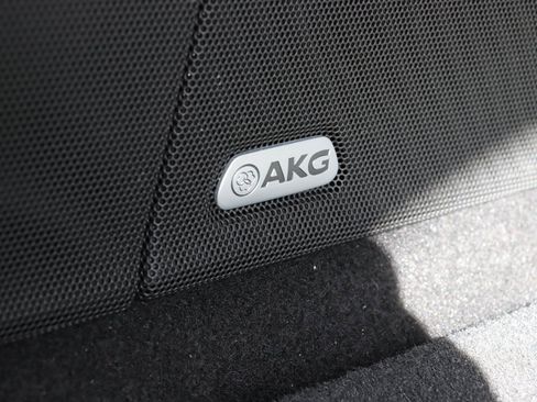 Used 2023 Cadillac Escalade Sport Platinum image 10