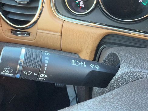 Used 2017 Buick Enclave Premium w/ Experience Buick Package image 13