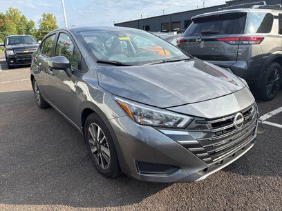 Used 2025 Nissan Versa SV w/ Trunk Package