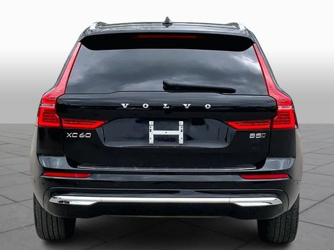 Used 2022 Volvo XC60 B5 Inscription w/ Advanced Package image 5