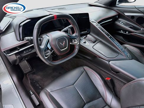Used 2024 Chevrolet Corvette Stingray Premium Cpe w/ Body-Color Dual Roof Package RWD image 24