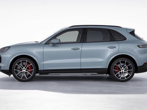 New 2026 Porsche Cayenne S image 2
