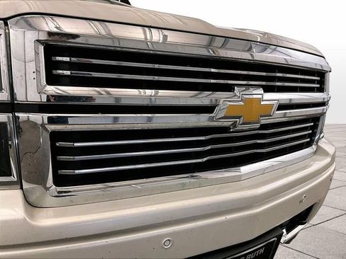 Used 2014 Chevrolet Silverado 1500 High Country w/ High Country Premium Package AWD/4WD image 30