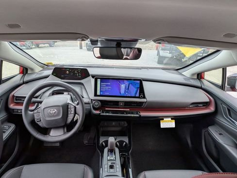New 2026 Toyota Prius Plug-In Hybrid FWD image 17