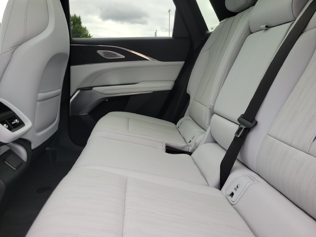 Used 2024 Cadillac Lyriq Sport w/ LPO, Floor Liner Package AWD/4WD image 11
