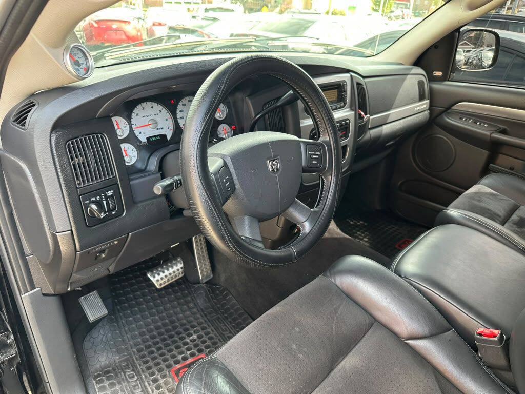 Used 2005 Dodge Ram 1500 Truck 2WD Quad Cab image 12