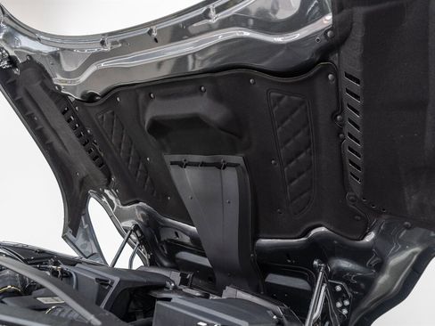 Used 2019 Aston Martin DB11 Volante image 77