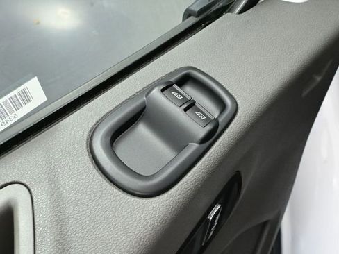 Used 2023 Ford Transit 350 XLT image 19