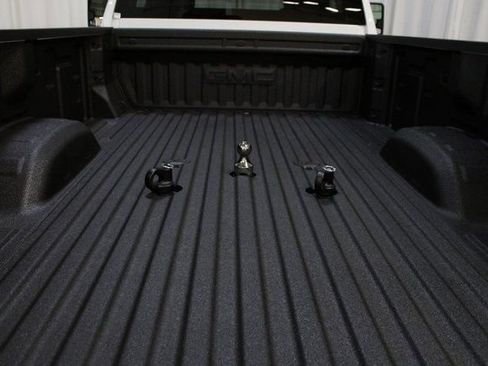 New 2025 GMC Sierra 2500 SLE AWD/4WD image 9