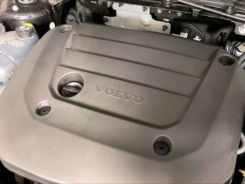 Used 2023 Volvo XC40 B5 Ultimate w/ Protection Package Premier AWD/4WD image 32