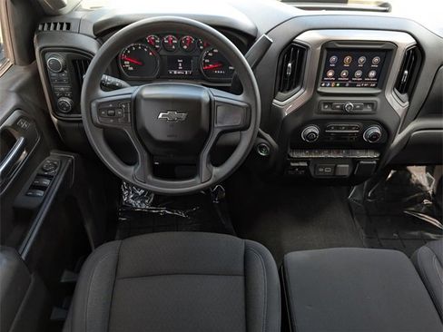 Used 2024 Chevrolet Silverado 1500 Custom Trail Boss image 25
