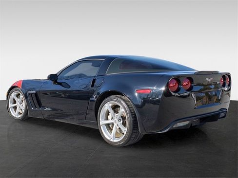 Used 2010 Chevrolet Corvette Grand Sport w/ Preferred Equipment Group image 6