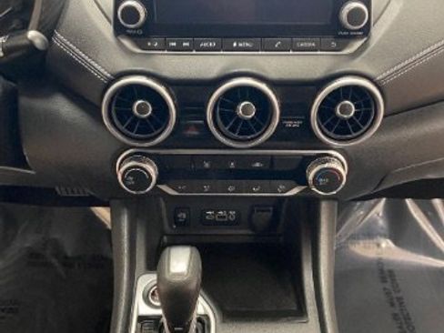 Used 2025 Nissan Sentra SV image 22