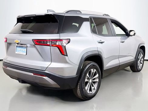 Certified 2025 Chevrolet Equinox LT w/ Convenience Package II image 4