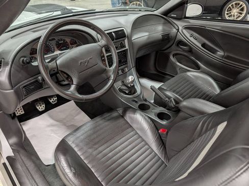 Used 2004 Ford Mustang Mach 1 RWD image 13